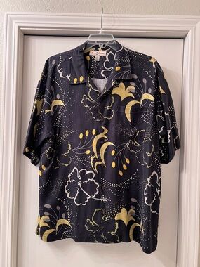 Tommy Bahama Men’s Silk Short Sleeve Button Down Camp Shirt Size XL Black Floral